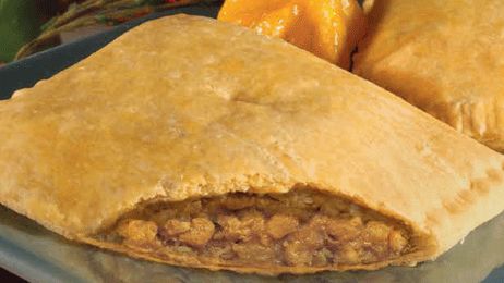 JAMAICAN CURRY CHICKEN PATTY