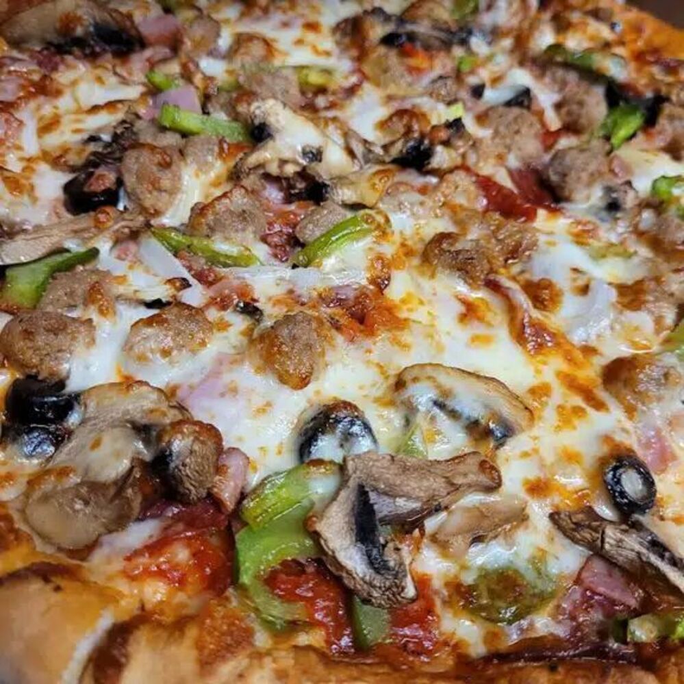 20" Supreme Pizza