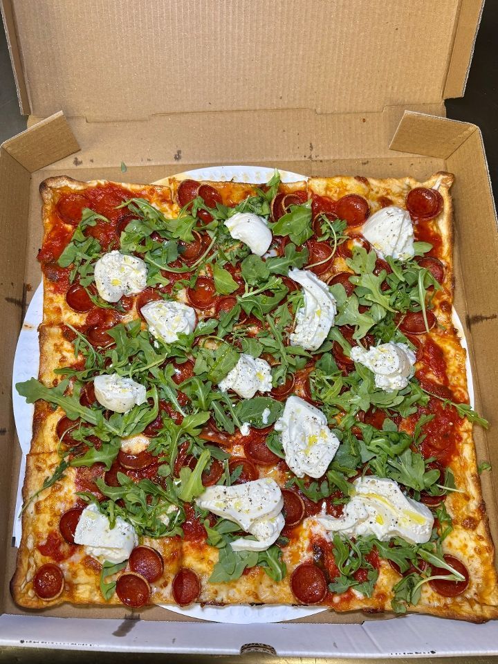 16'' Roni Cups SOMA Special Pizza