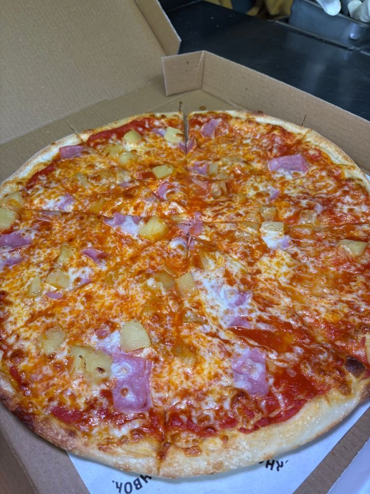 16" Hawaiian Pizza