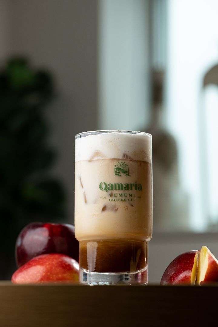 Iced Caramel Apple Crisp Latte