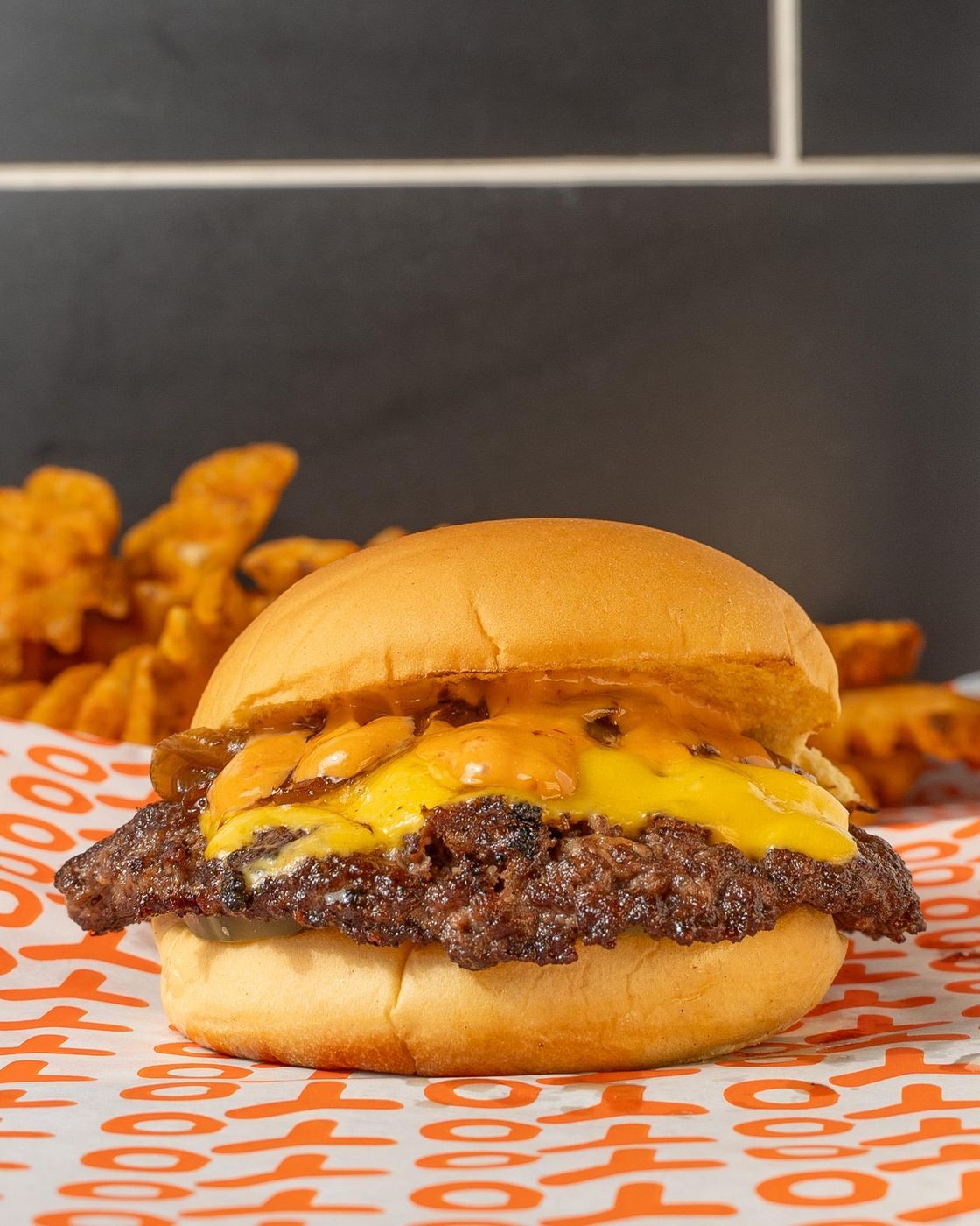 (A) YoYo Smash Burger