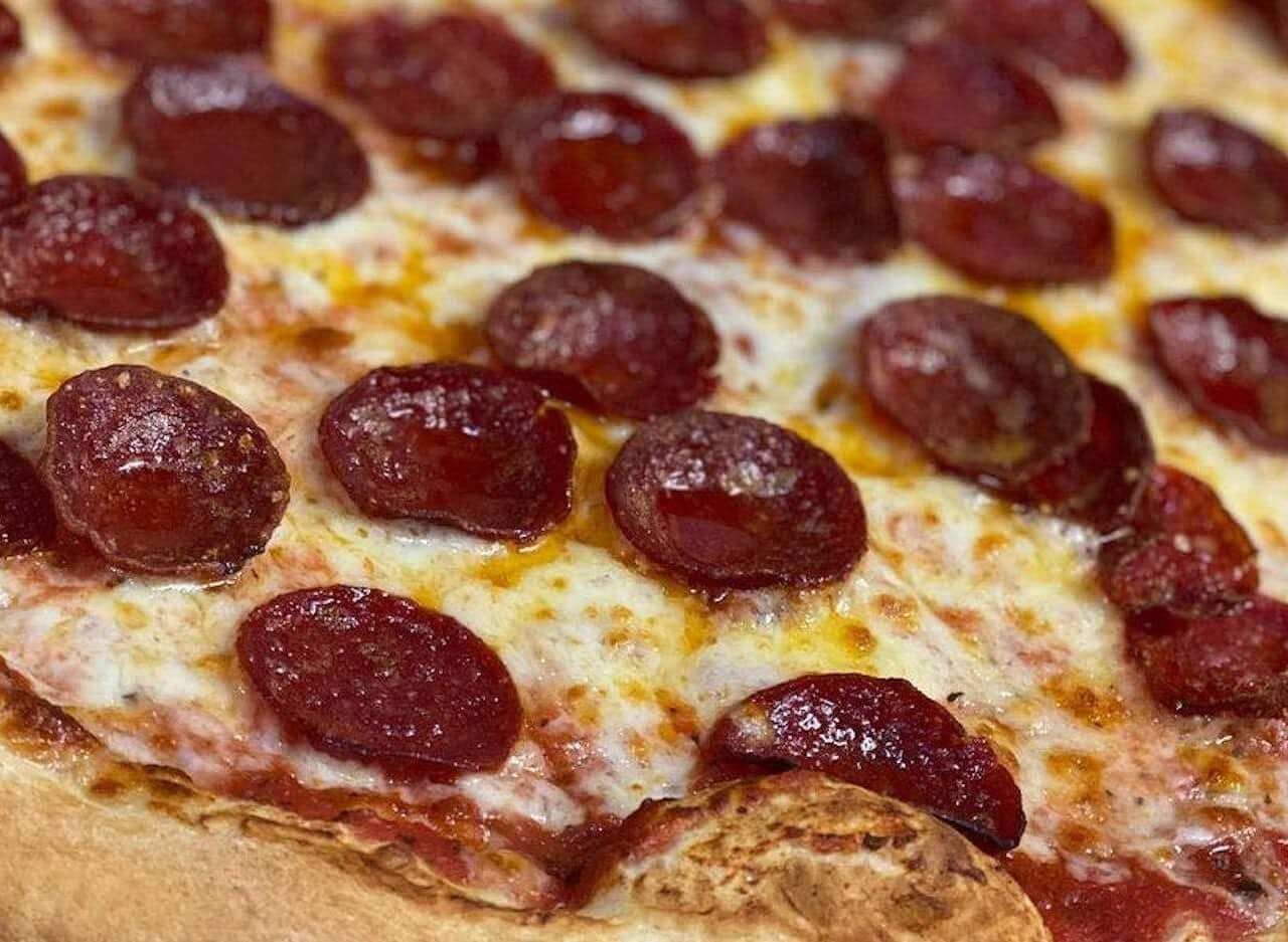 PEPPERONI PIZZA