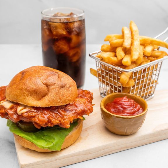SPICY FRIED CHICKEN SANDWICH COMBO