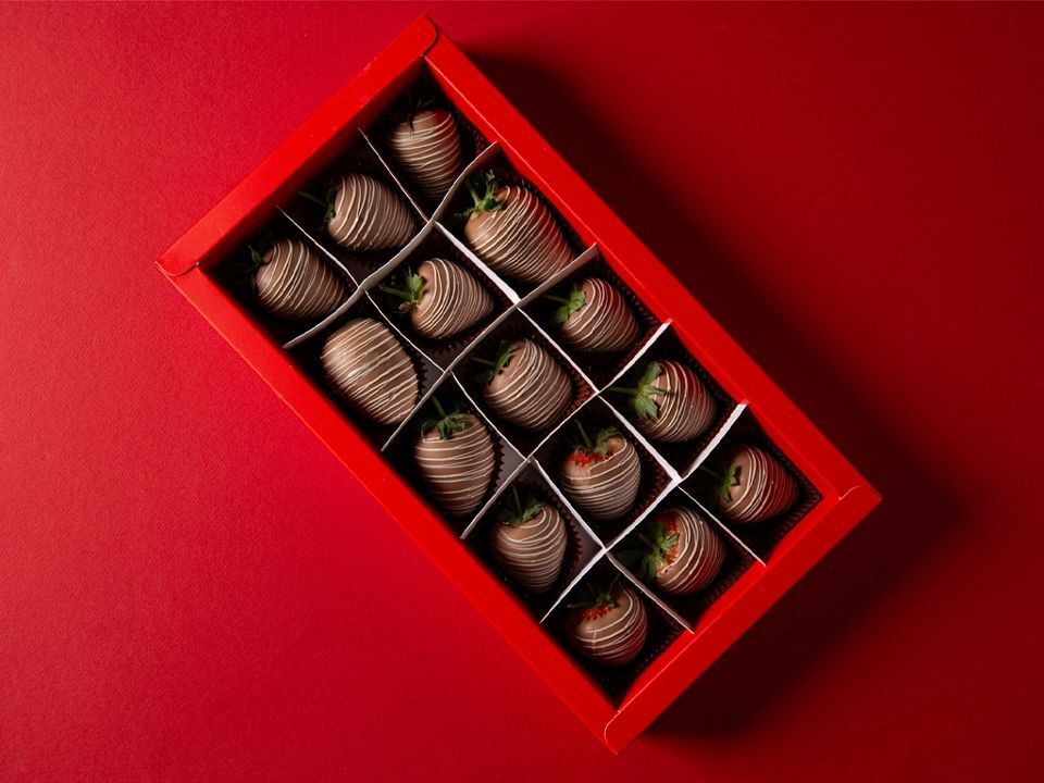 Strawberry Chocolate 15 Pcs