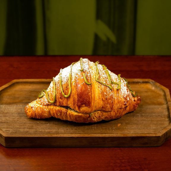 Pistachio Croissant