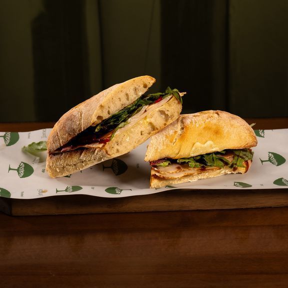 Smoked Turkey and Cheddar Cheese Sandwich