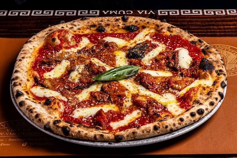 15 - Pizza Alla Parmigiana Large