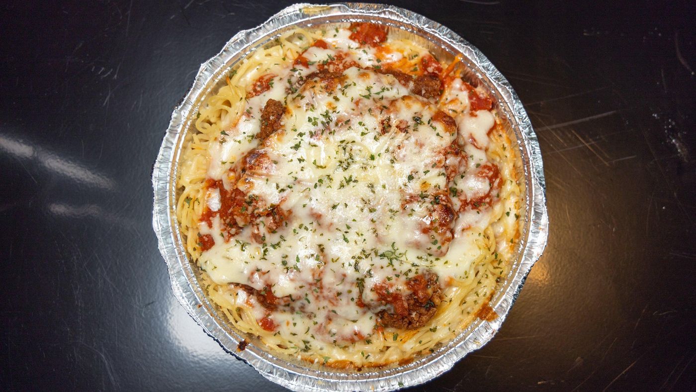 CHICKEN PARM WITH SPAGHETTI