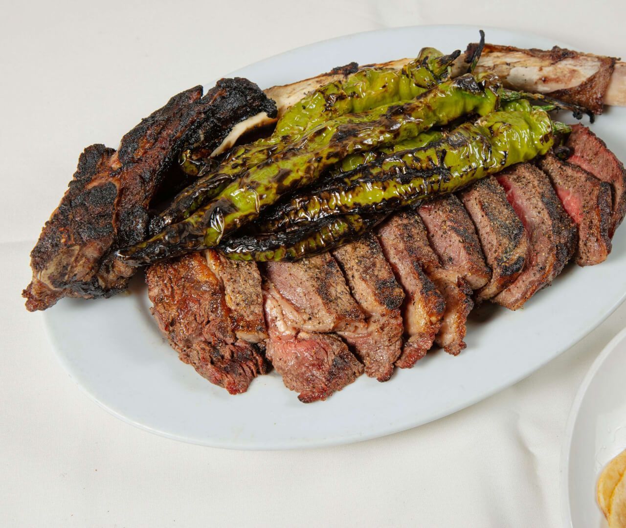 42Oz. Angus Tomahawk