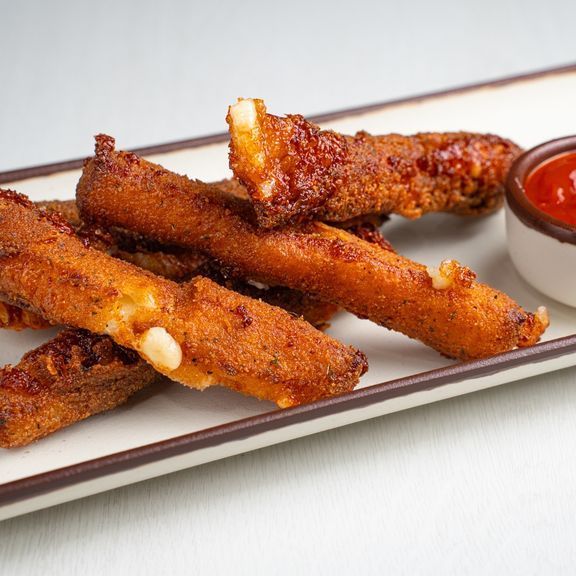 Mozzarella Sticks (5 Pcs)