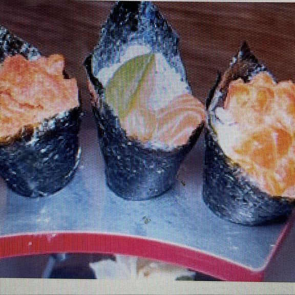 3 Hand Rolls (Temaki)