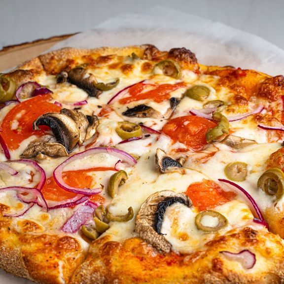 Vegetable Pie 18"