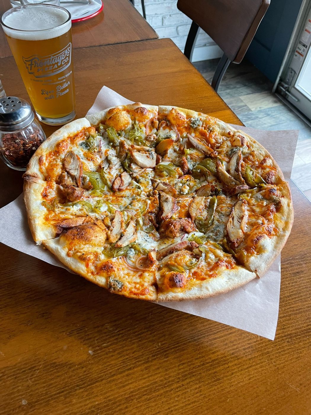 Garlic Buffalo Chicken Pizza
