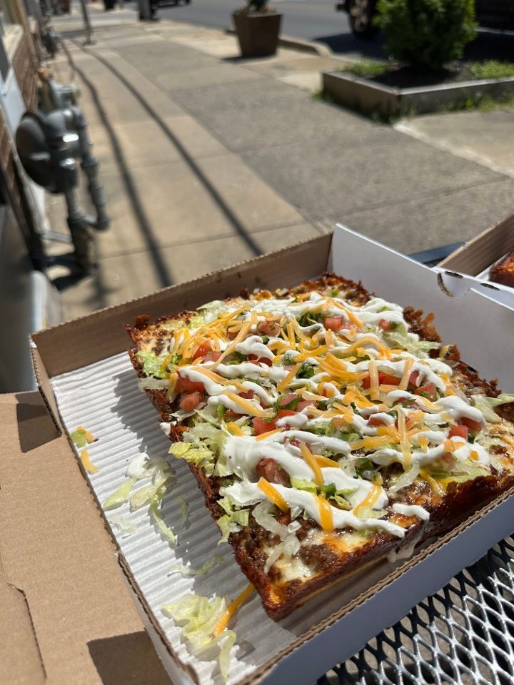 Detroit Taco Pizza