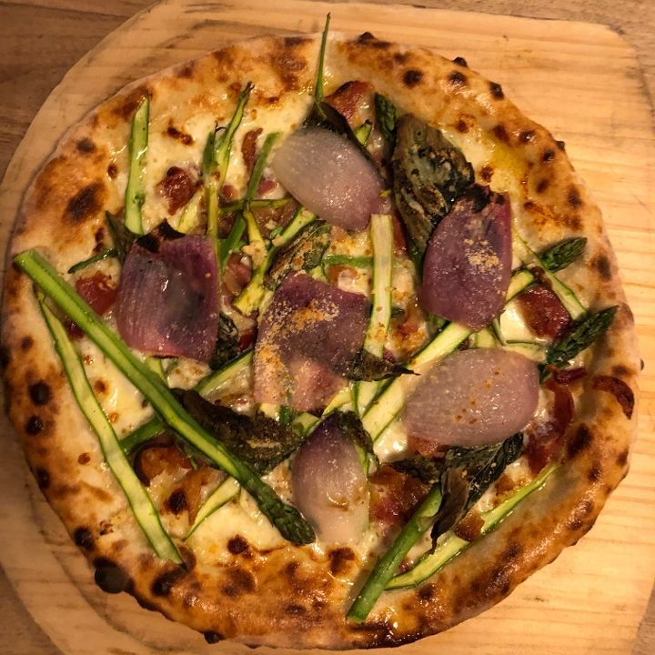 Spring Asparagus Pizza