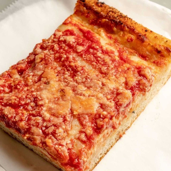 Stuffed Crust Marinara Sicilian Slice