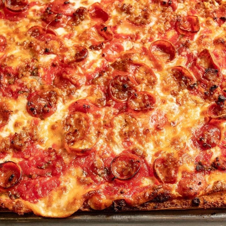 Sm Sausage And Pepperoni