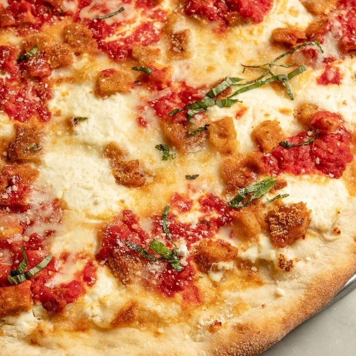 Chicken Parm Cauliflower Pie