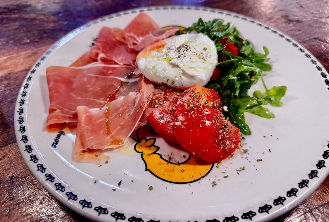 Burrata & Prosciutto