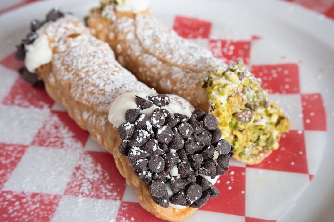 Leave the Gun.. Take the Cannoli