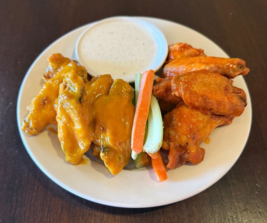 10 Chicken Wings Half & Half