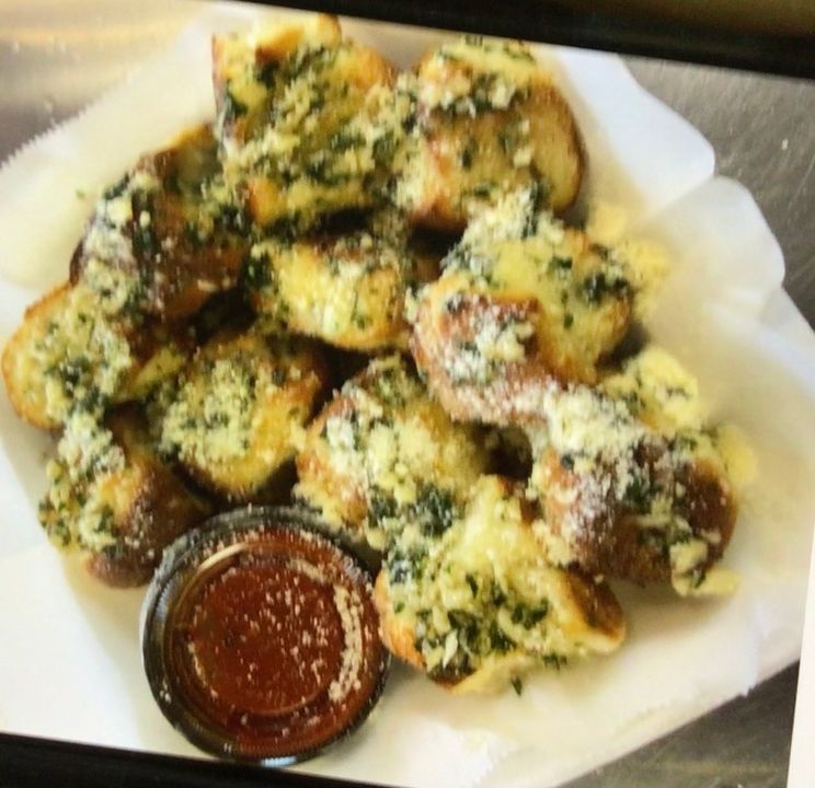 Garlic Knots (8)